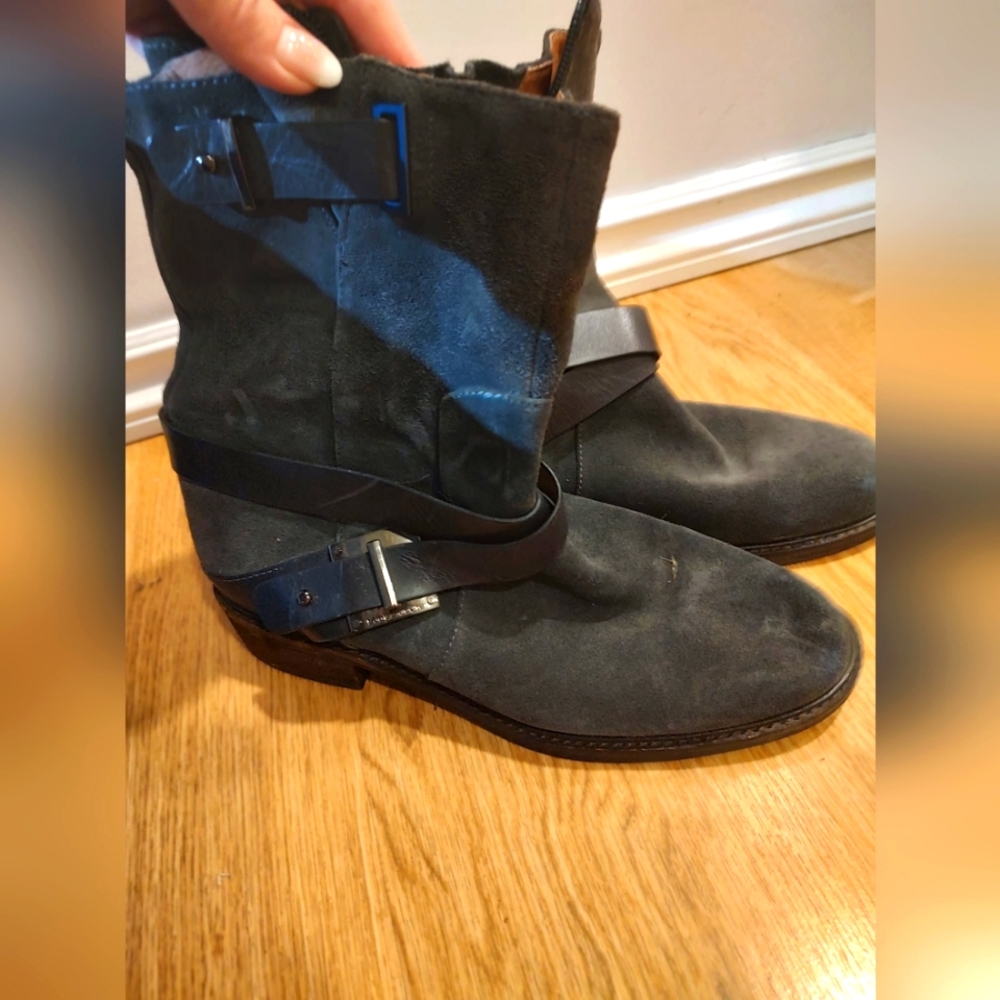 Suede casual & dressy boot
